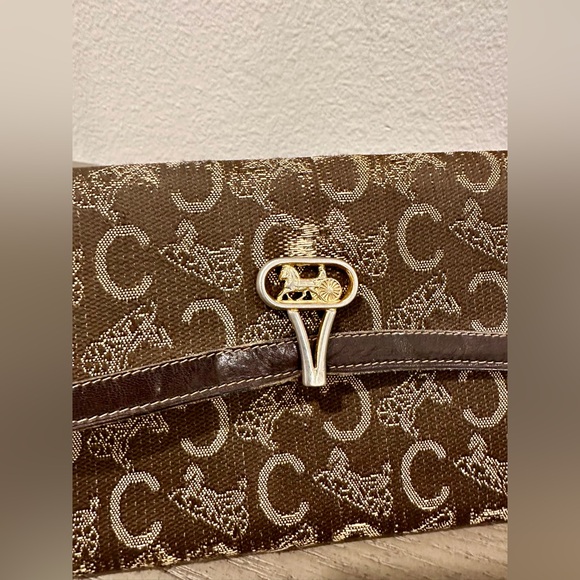 Vintage Celine Carriage Tri-Fold Long Wallet - Picture 5 of 9